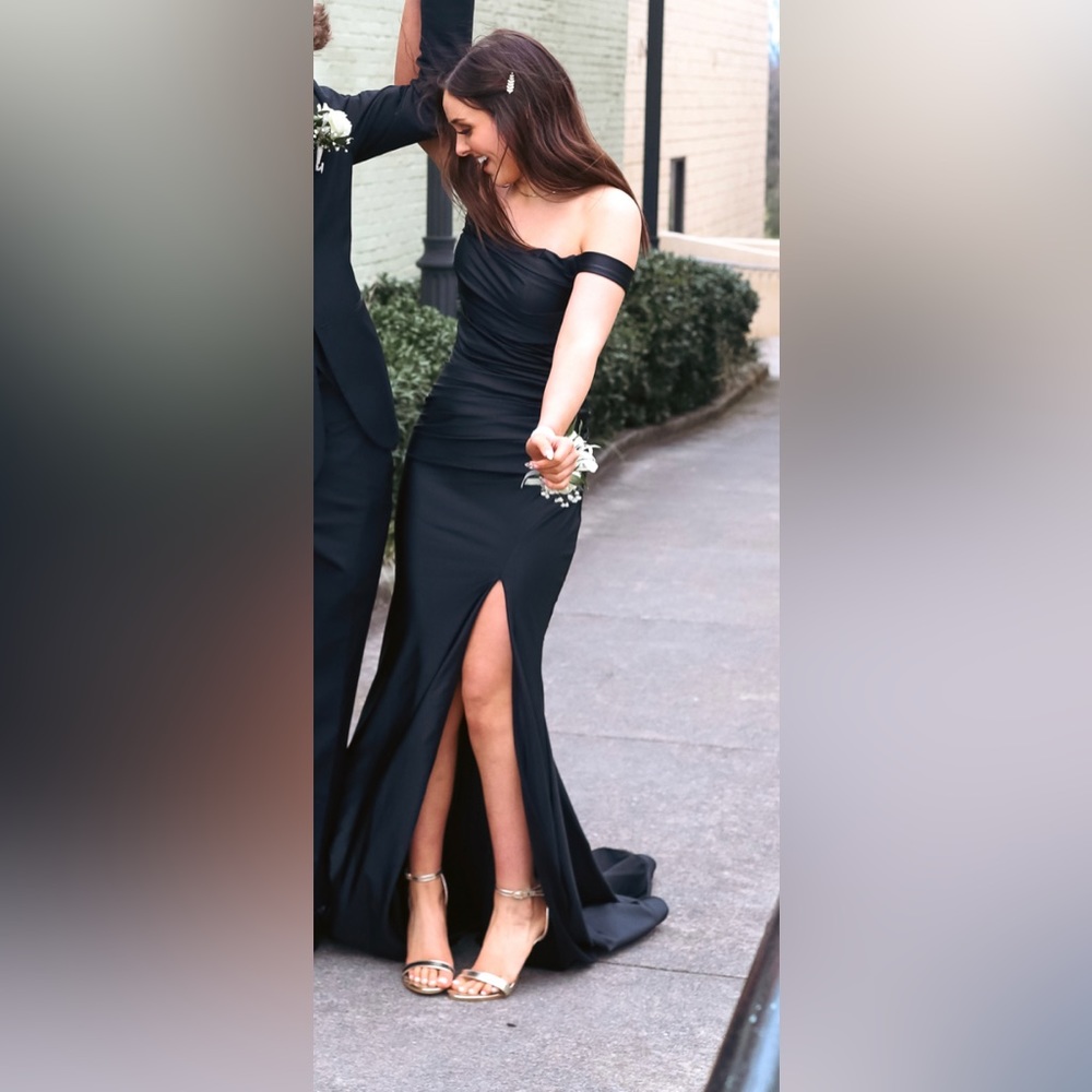 Jessica Angel Black Prom Dress size 00